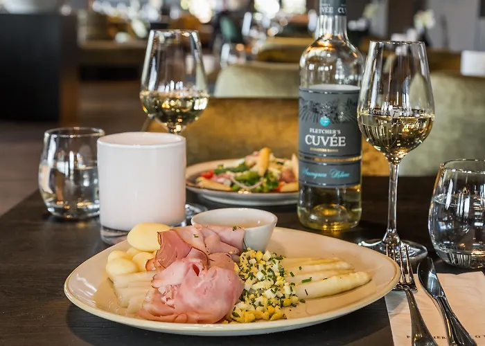 Fletcher Kloosterhotel Willibrordhaeghe 4* Deurne